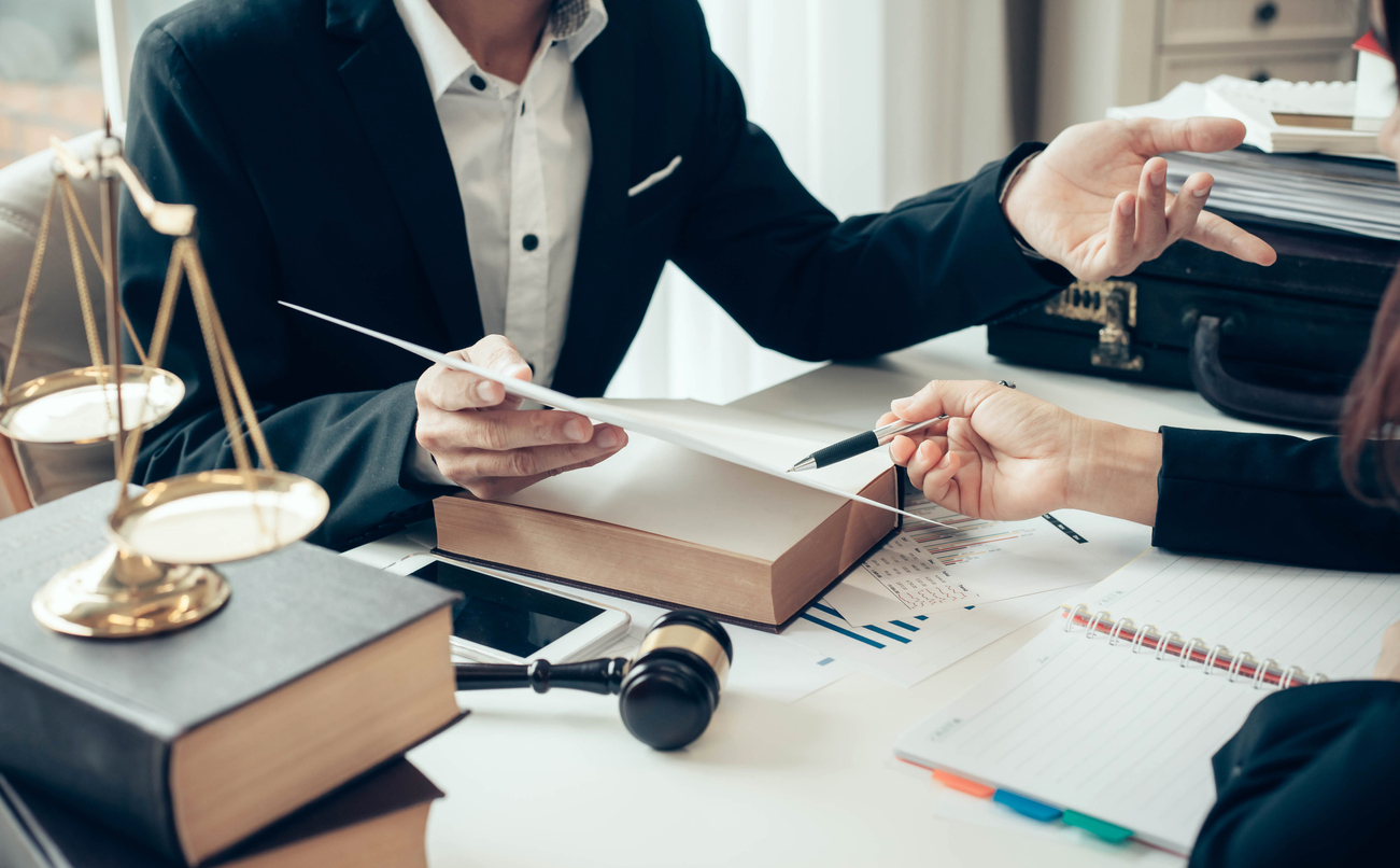 Civil Litigation Lawyers in Ontario